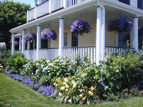 Front Yard With Porch Landscaping Ideas