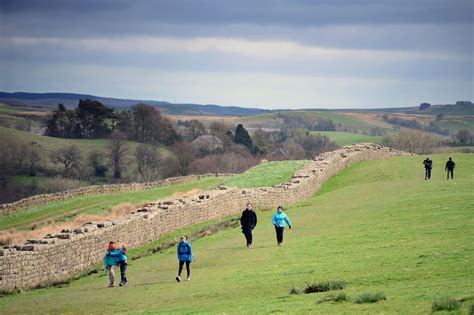 Hadrians Wall History Of The Roman Britain Wall