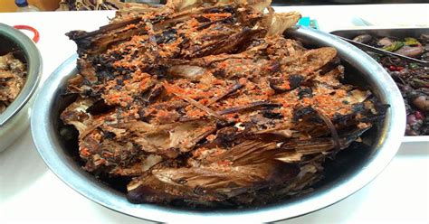Mangut iwak pe / sayur santan pedas ikan pari asap. Mangut Ikan Manyung, Santapan Pedas Favoritnya Orang ...
