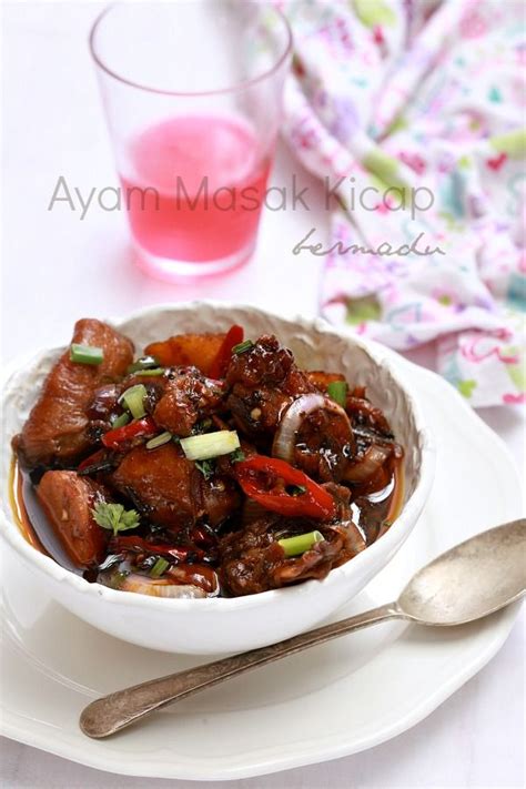 Masam masam manis (sourness and sweetness) is a 1965 malaysian comedy film directed by and starring p. Ayam Masak Kicap Bermadu - masam manis | Malaysian food ...