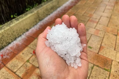 Perth Weather Hail Storm Turns Backyards Into Winter Wonderland As