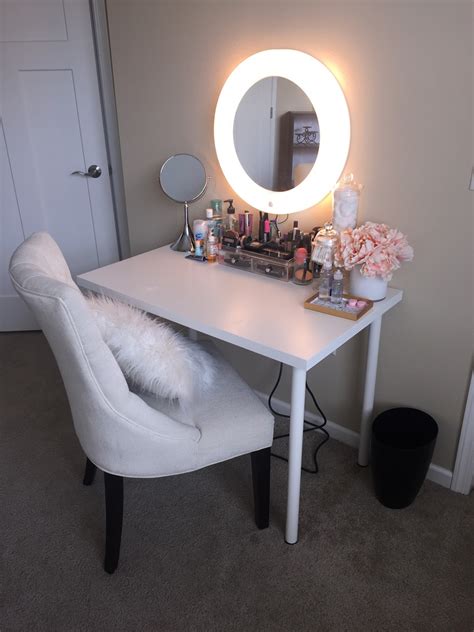 Lighted make up vanity mirror. California Cupcake: My New Vanity!!