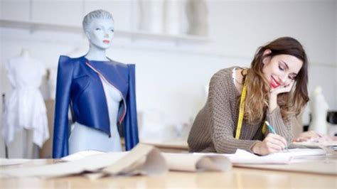What Is A Fashion Designer And What Do They Actually Do