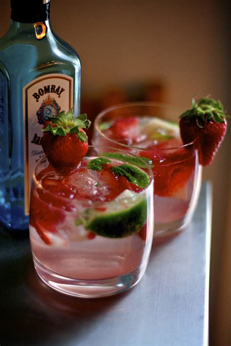 Maybe you would like to learn more about one of these? » Strawberry Gin Smash Cocktail