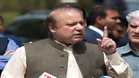 pakistan s ousted prime minister nawaz sharif returns to islamabad to face trial in panama
