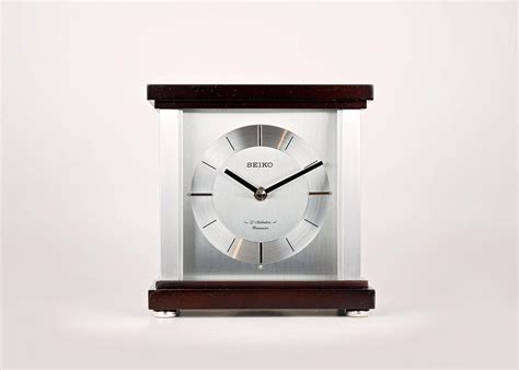 Seiko Small Contemporary Rothesay Mantel Clock Dutch Country General