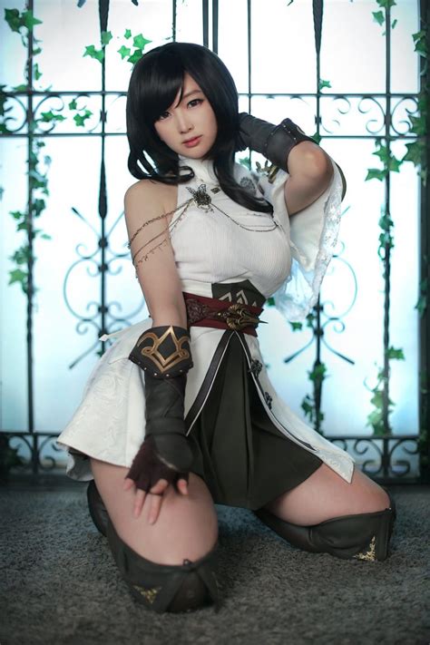 New MMORPG Ascent Infinite Realm Gets The Spiral Cats Cosplay Treatment