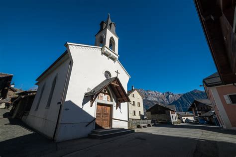 Le Village Perch De Mex Saint Maurice Tourisme Valais Suisse