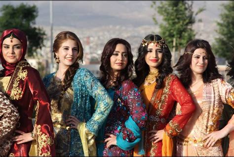 Pin By Else On Kurdish Women ღ Kurdish Girl Kurdish Women Traditional Outfits