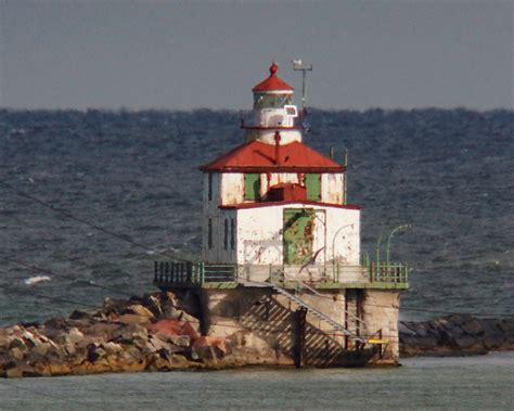 Ashtabula Light The Ashtabula Lighthouse On Lake Erie Coul Flickr