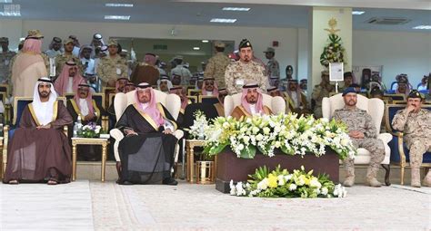 وعمل بعدها ضابط ارتباط في مواكب الملك. أخبار 24 | وزير الحرس الوطني يرعى حفل تخريج طلاب كلية ...