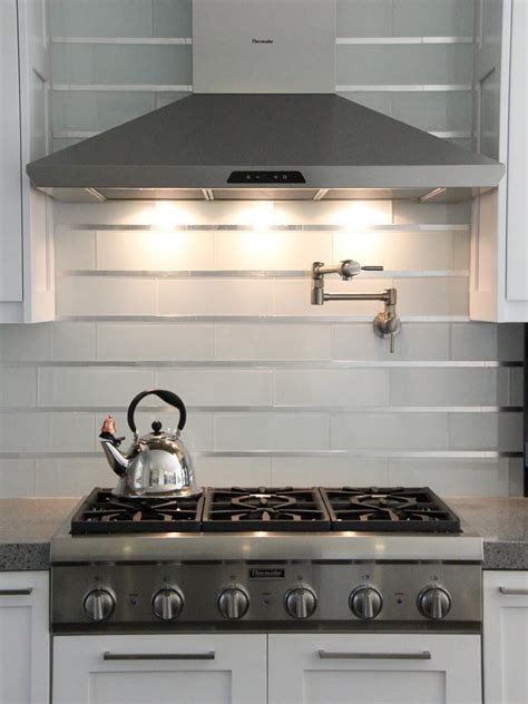 20 Stainless Steel Kitchen Backsplashes Hgtv