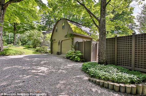 Jd Salingers Cabin In New Hampshire Woods Hits The Market For 679k