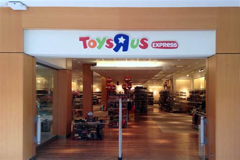 Toysrus melawati mall, קואלה לומפור. Toys"R"Us Express Opens at Simon's Livingston Mall ...