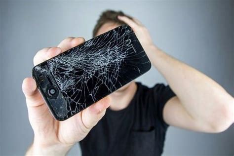 Reasons Why You Should Consider Professionals To Handle Iphone Screen