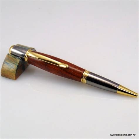 We offer the largest selection of genuine monarch stock, custom and security labels with the fastest lead time in the industry. Monarch Pen Kits: Monarch Gold/Black Titanium