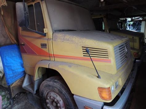 Abandoned Almost 30 Years Mercedes 1618 Truck Is Still 0km