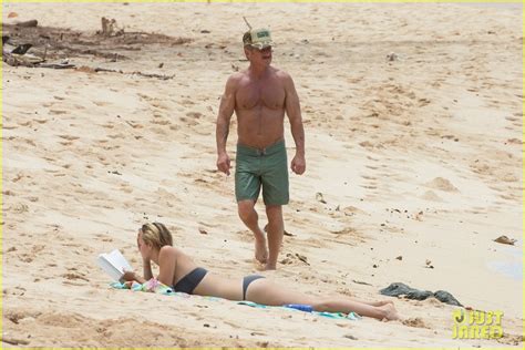Sean Penn Goes Shirtless For Honolulu Beach Day With Girlfriend Leila