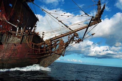 Pirates Of The Caribbean On Stranger Tides Ship Heyuguys