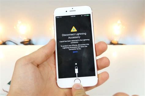 How To Fix Iphone Not Charging Error Iphone Wont Charge Whatsabyte