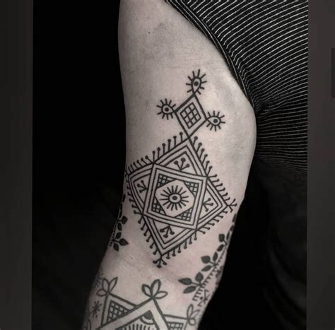 The rabari are divided into three. 12 Different Types of Tribal Tattoos With Meaning
