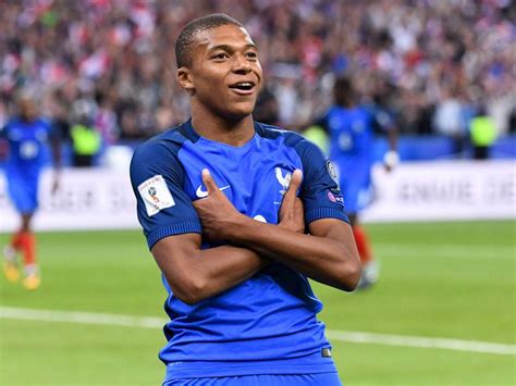 Kylian mbappé, né le 20 décembre 1998 à paris,. Mundial Clas. Europa » Noticias » Matuidi: Mbappé "podría ganar el Balón de Oro"