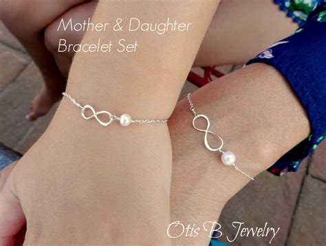 Jewelry For Mom Mother Daughter Bracelet Set Infinity Etsy Mother