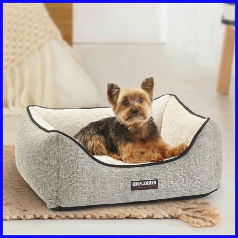 This bed is especially designed to support large breed dogs suffering with hip dysplasia and arthritis. Kirkland Signature Rectangular Cuddler Dog Bed, Pet, Grey