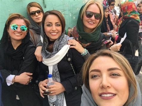 Irans Young Population Iranian Women Iran Persian People