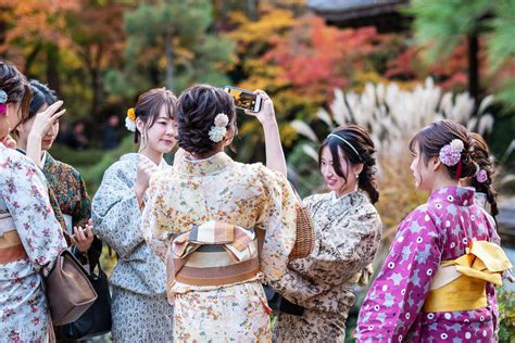 Do People In Japan Still Wear Kimono All About Japans Fascinating