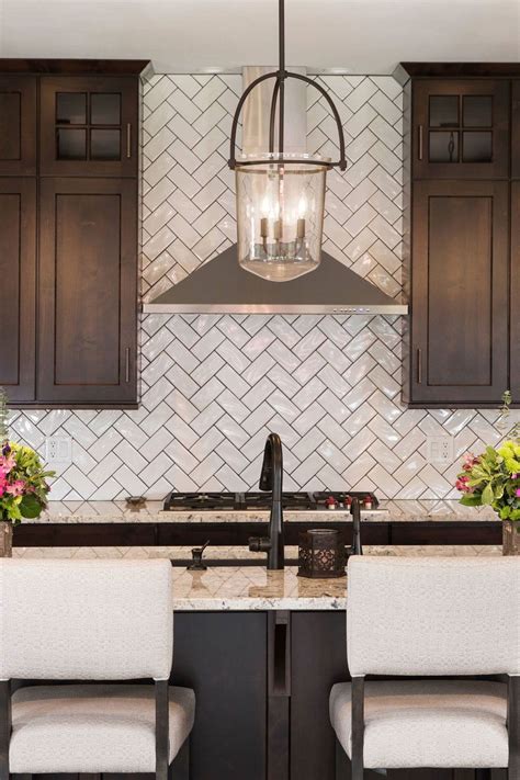 If you've decided to invest in a minor or major kitchen reno, keep these fresh ideas in mind as we kick off the new year. 50+ White Herringbone Backsplash ( Tile in Style ...