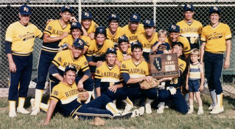 2020 Quincy Notre Dame Hall Of Fame Inductee 1985 Baseball Team