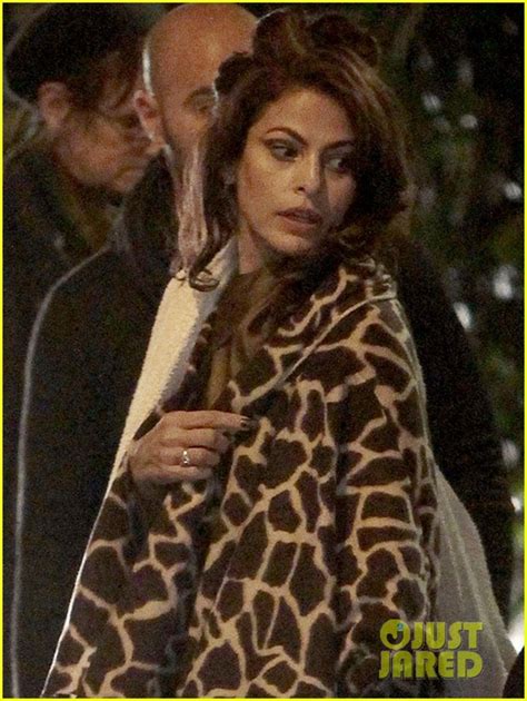 Eva Mendes On Set Of Holly Motors Photo 2604562 Eva Mendes