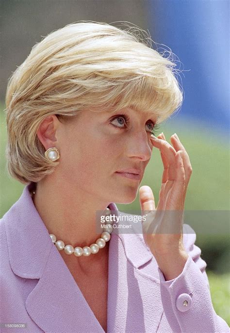 Pin By Milka Hudáková On Diana 5 Princess Diana Hair Lady Diana