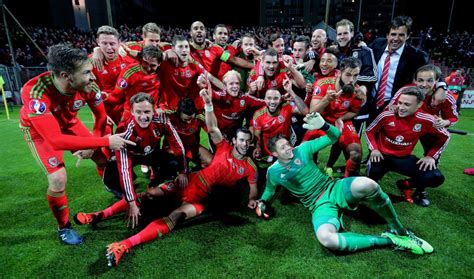 Tính cả loạt trận giao hữu trước thềm euro 2021, hàng cồng của thổ nhĩ kỳ đã thi đấu cũng ở thống kê tài xỉu, có tới 15/19 trận gần nhất của xứ wales về xỉu. Đội hình đội tuyển Xứ Wales tại vòng loại chung kết Euro ...