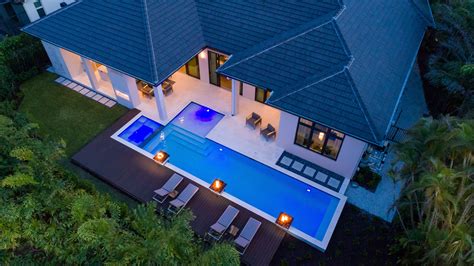 Professional aerial real estate photography in Naples, FL by VisualPRO