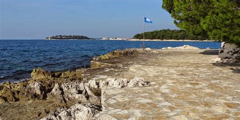 Der Strand der blauen Lagune in Poreč Unterkunft und Appartements in der Nähe Direkt Kroatien de