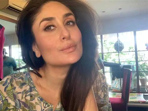Kareena Kapoor Khan Talks About The One Gadget She Feels Will Never Become Obsolete Filmfare Com