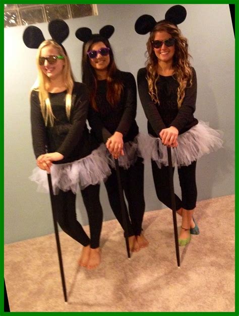37 Group Costumes Thatll Crush Your Halloween Party 33 Trio