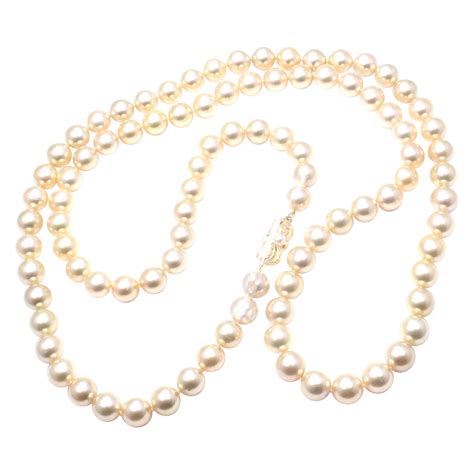 Vintage Mikimoto Graduated Akoya Cultured Pearl Necklace With Silver Clasp For Sale At 1stdibs