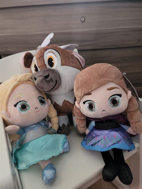 Disney Frozen Elsa Anna And Sven Set Hobbies Toys Toys Games On Carousell