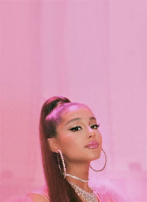 20 Ariana Grande Aesthetic Pink