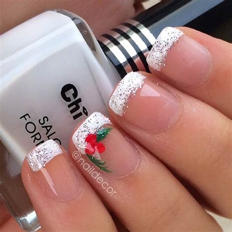 Some of the christmas nail art design ideas that are presented every year are easy for anyone to be quickly made. 81 Christmas Nail Art Designs & Ideas for 2020 | StayGlam