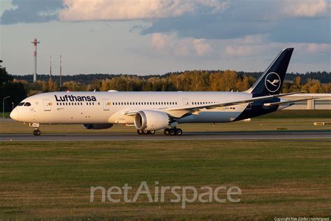 Lufthansa Boeing Dreamliner D Abpa Photo Netairspace
