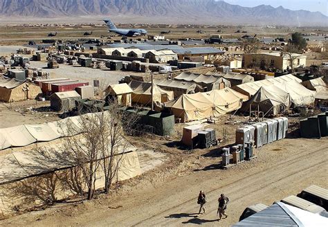Taliban Gunmen Kill Six Afghan Contractors Near Main Us Base In Afghanistan
