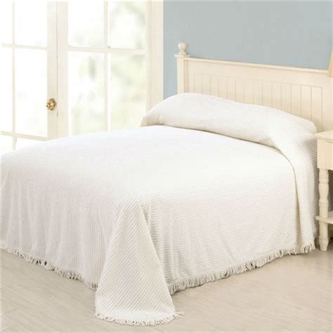 Besides good quality brands, you'll also find plenty of discounts when you shop for white bedspreads during big sales. King size White Cotton Chenille Bedspread with Fringed ...