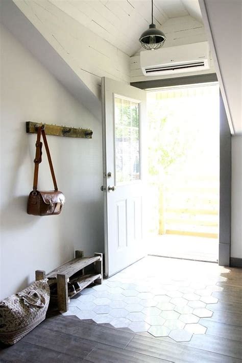 Start your diy wood floor instal. 15 Floor Tile Designs For The Foyer