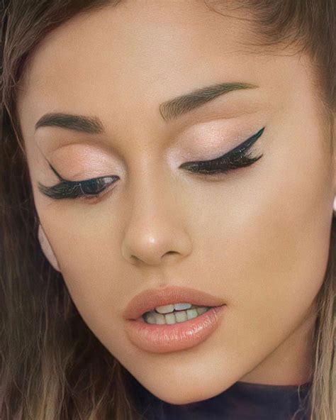 Pin By Giorgia On Make Up Ariana Grande Makeup Ariana Grande