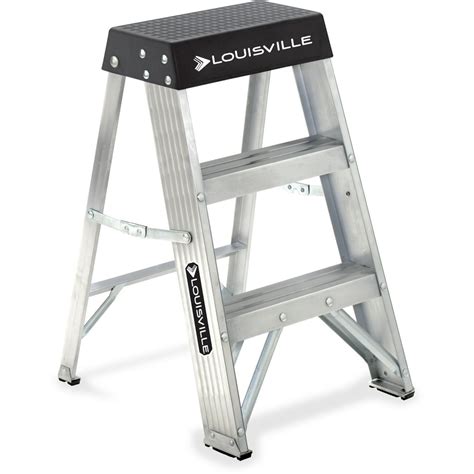 Louisville 2 Foot Aluminum Step Ladder 300 Pound Duty Rating As3002