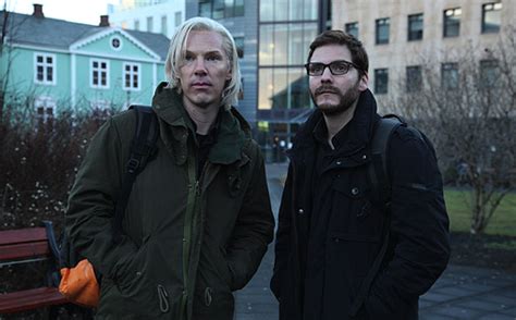 Sherlock Star Benedict Cumberbatch As Julian Assange In First Trailer
